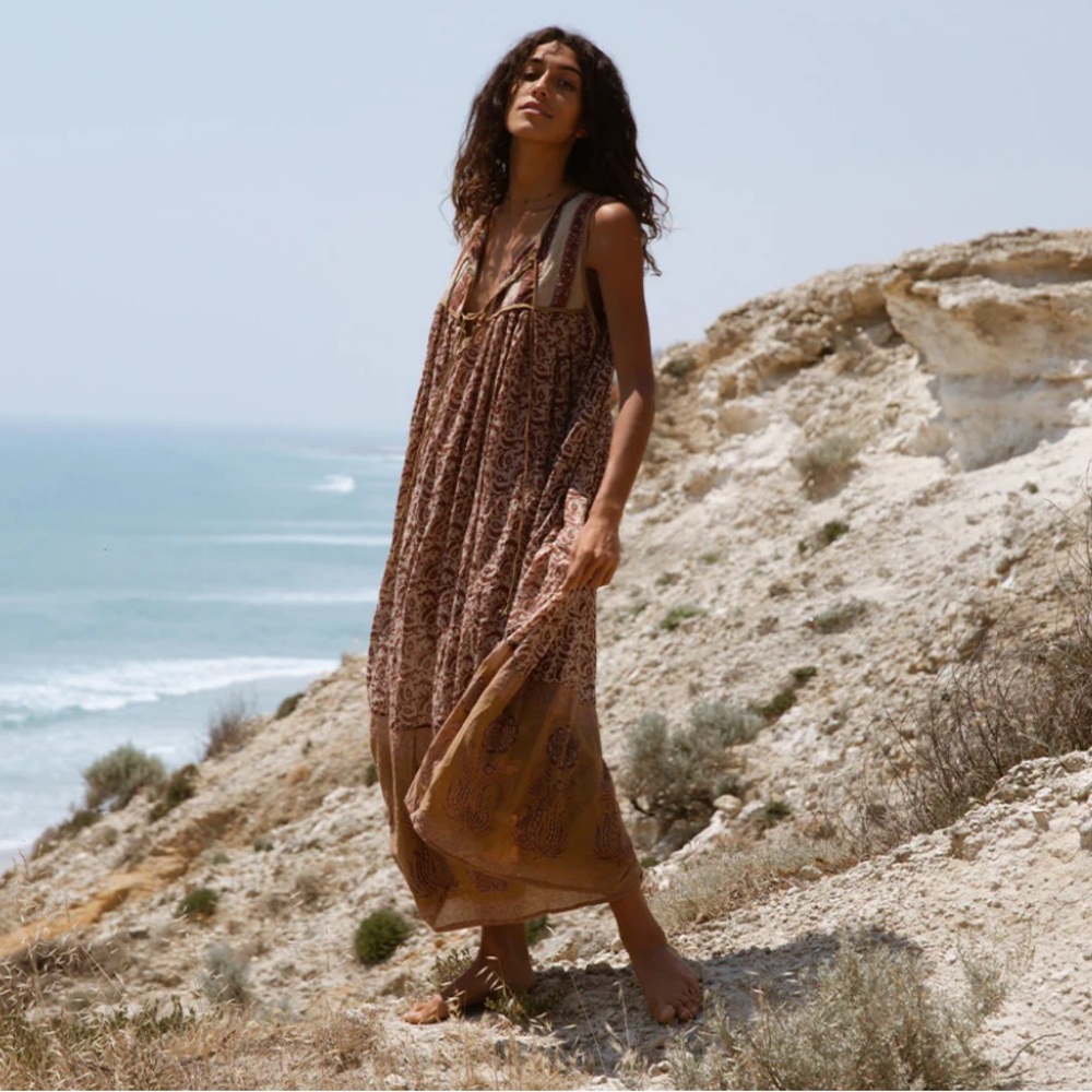 New Daughters Of India Aahna Dress Walnut